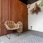 Alliance Garden Room